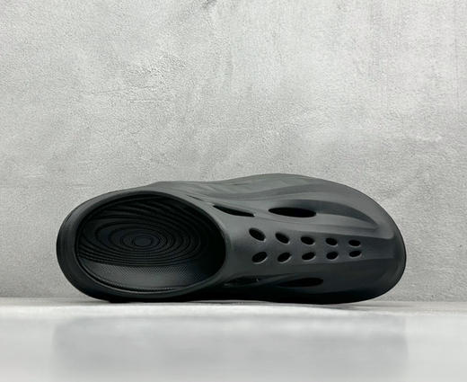 hoka减震沙滩鞋包头拖鞋 商品图8