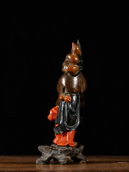 清 木雕彩漆东方朔人物摆件 商品图3