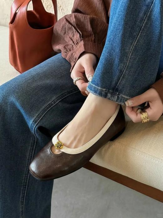 法式方头山茶花单鞋 | 金属山茶花，步履生香 商品图0