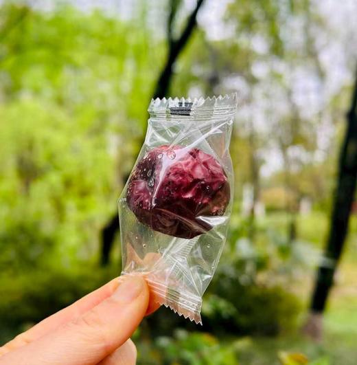 新疆吊干冬枣|在树上自然风干的吊干冬枣～果肉紧实更香甜～同时也减少了人工晾晒造成的二次污染和营养流失～纯天然的口感就是好吃😋😍😍 “一天三枣长生不老 ”记着吃哦~ 商品图1