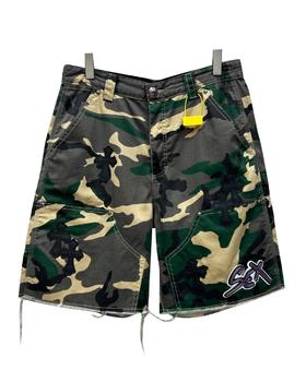 男款迷彩毛边短裤lv009