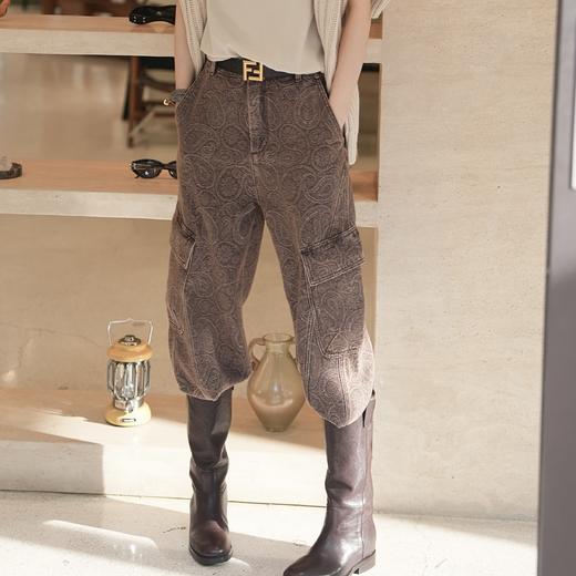 PanYiXiu/潘依绣设计感腰果花提花工装口袋阔腿牛仔裤 D67028 商品图0