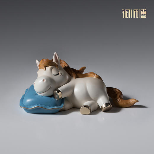 铜师傅《梦圆》创意可爱马摆件 治愈系桌面装饰品 工位解压礼品 商品图3
