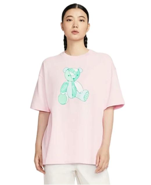 【春日秒杀】NIKE耐克女子圆领小熊印花运动针织休闲短袖T恤IM3380-663 商品图0
