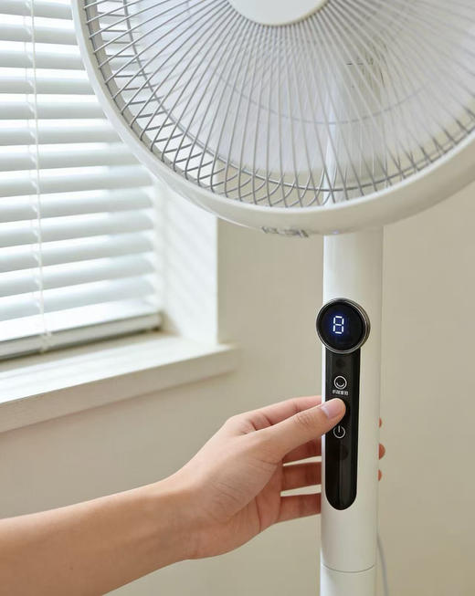 【夏日必备 风扇系列】外出手持水风扇 家庭触摸停立式智能风扇 过滤桌面风扇 商品图6