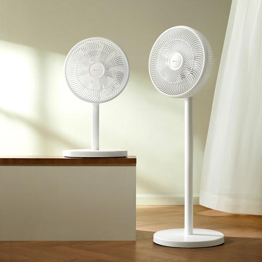 小熊电风扇DFS-D40C3【分仓直发，72小时发货，周末节假日不发货】 商品图3
