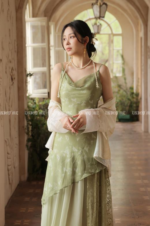 【门店同款】ENJOY夏季“游园戏梦”春山蝶影吊带裙 171143452 商品图0