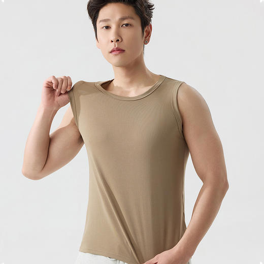 莱赛尔天丝凉感宽肩背心（男款） | 91%天丝，9%氨纶，清凉显瘦，时髦极了 商品图5