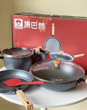【康巴赫麦饭石色三件套】到手炒锅+煎锅+汤锅，煎炒不粘，不费油，少油烟，锅底螺旋纹设计，快速导热，受热均匀，强效聚温，不挑炉灶