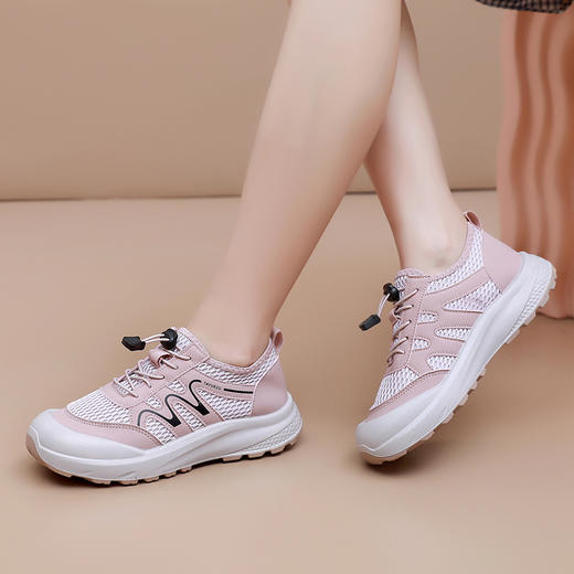 夏季休闲鞋yyds！【踏月族--缓云软弹轻盈镂空鞋】软糯舒适超百搭、透气网面拼接设计、柔软不闷不磨脚不累脚、舒适百搭防滑增高、轻盈耐磨颜值高！ 商品图9