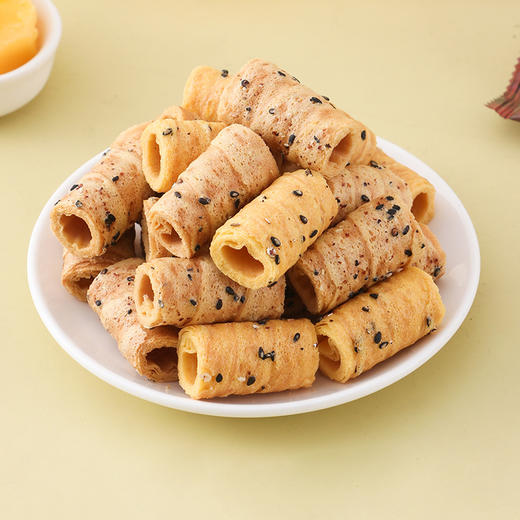 19.9到手100包【酥脆蛋香❗鲜香浓郁】休闲网红零食独立包装黑松露火腿风味蛋卷 咸香酥脆网红解馋下午茶小零食。xb 商品图3