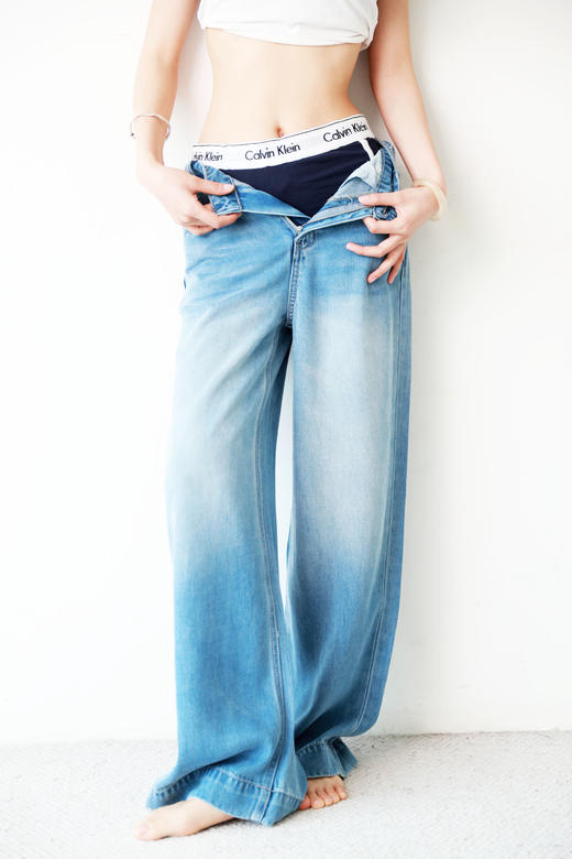 拖地阔腿牛仔裤，巨显瘦！！松弛氛围感遮肉水洗丹宁长裤E042066 商品图0