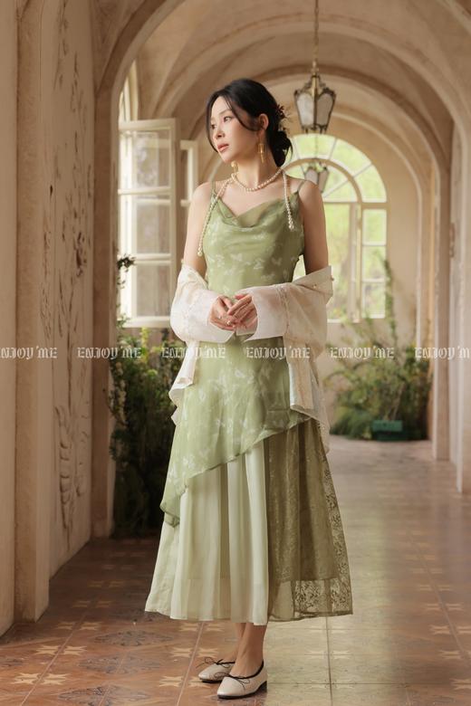 【门店同款】ENJOY夏季“游园戏梦”春山蝶影吊带裙 171143452 商品图2