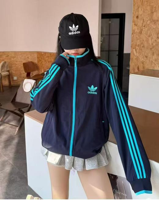 春秋新款刺绣三叶草外套男女同款运动潮流三条杠情侣宽松上衣立领外套 商品图1