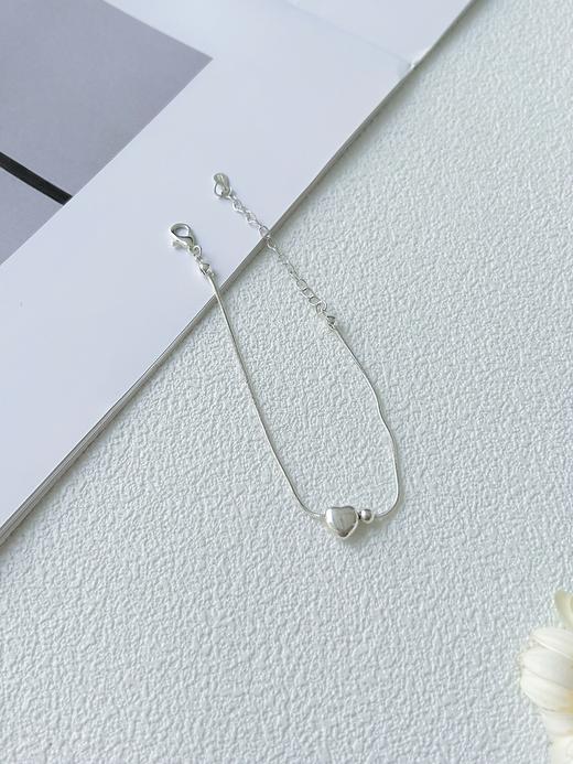 鹿鹿推荐 •高级金属感个性ins爱心手链 商品图4