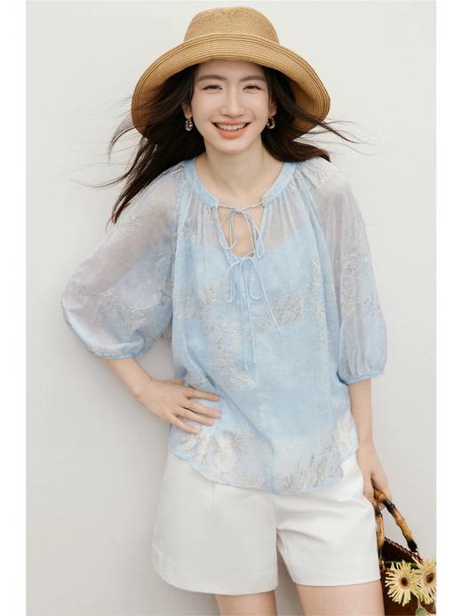 红X同款高级感绣花上衣+吊带两件套 商品图2