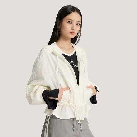 【7折】6楼三叶草女防晒外套KS2875吊牌价849折后价594 商品图0