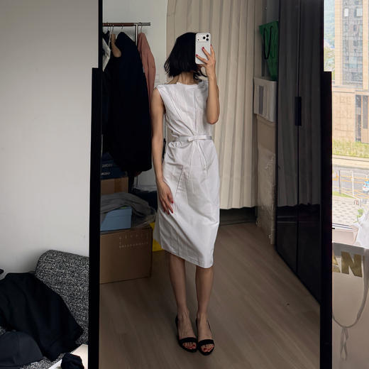 ROMI STUDIO“线条美学”纯手工高密织定线压褶连衣裙 RWDRLY3319 商品图3