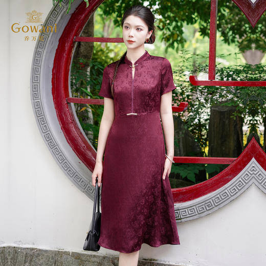 乔万尼2026夏季新款桑蚕丝连衣裙100%真丝旗袍中长款提花EK2E173 商品图3