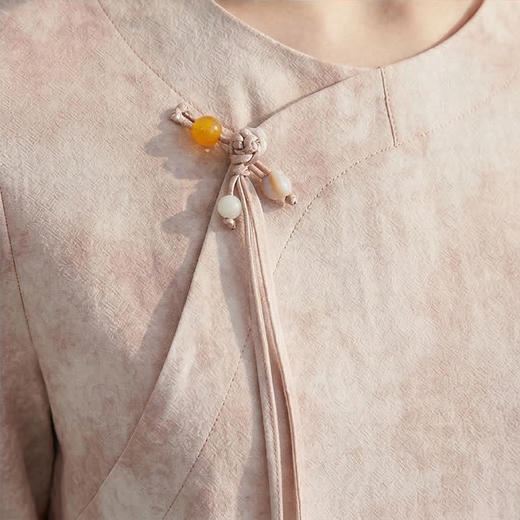 PALUOPO/PL新中式重磅桑蚕丝圆领盘扣优雅提花短袖气质百搭T恤ES250090Z 商品图8