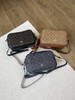 万能百搭COACH相机包 商品缩略图4