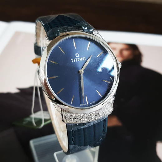 【全新】TITONI 梅花TQ 42912 S-ST-591石英机芯32MM（女款）Mademoiselle优雅伊人系列精钢；镶嵌施华洛世奇水钻170426NJ115 商品图3