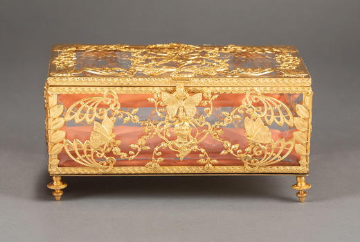 独角鹿西洋古董20世纪初法国出品新艺术风格蝴蝶花卉主题铜鎏金精雕嵌透明水晶珍宝盒 商品图0