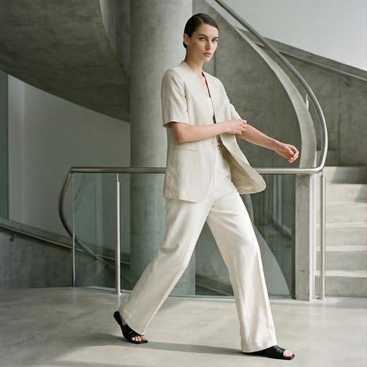 PALUOPO/PL19姆米弹力冠乐绉桑蚕丝V领重工提花简约百搭外套ES250072Z 商品图6