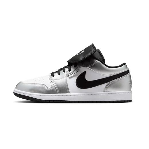 【店庆提前购】【新品】7楼耐克360 女子大童鞋Air Jordan 1黑白银低帮复古篮球鞋IR2310-100吊牌价799现价799 商品图3