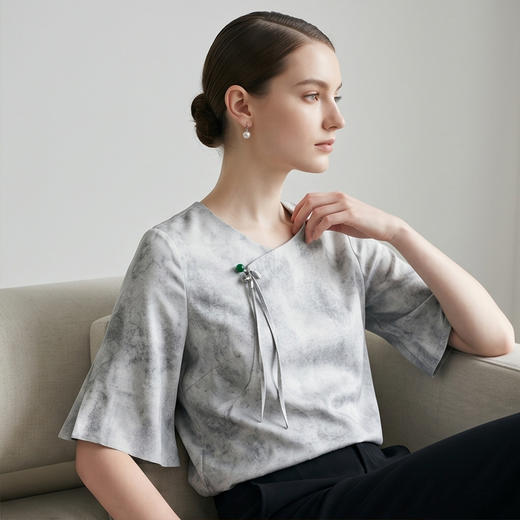 PALUOPO/PL新中式重磅桑蚕丝圆领盘扣优雅提花短袖气质百搭T恤ES250090Z 商品图6