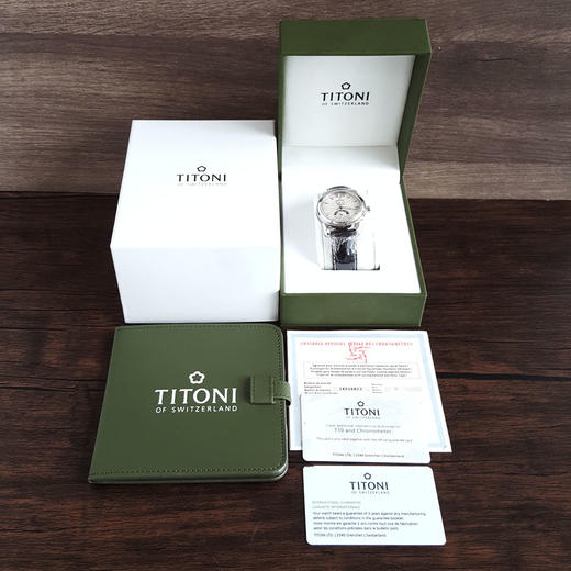 【99新】TITONI 梅花94888 S-ST-297天文台认证自动机械机芯大日历、动力储备显示39.2MM（男款）Master Series大师系列精钢170426NJ54 商品图1
