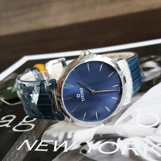 【全新】TITONI 梅花TQ 42912 S-ST-591石英机芯32MM（女款）Mademoiselle优雅伊人系列精钢；镶嵌施华洛世奇水钻170426NJ115 商品图5