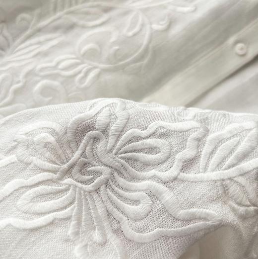 （3-5天发货）Five-apc重工刺绣亚麻棉白衬衫，穿出自由恣意腔调，万针浮雕刺绣，低调中透着华丽感 商品图7