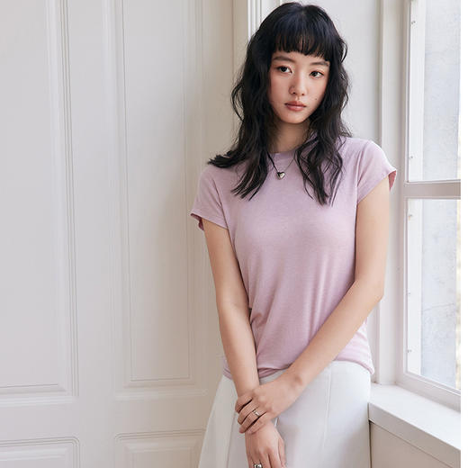 夏季天丝羊毛短袖t恤女圆领设计感修身连袖2026新款纯色舒适上衣 商品图1