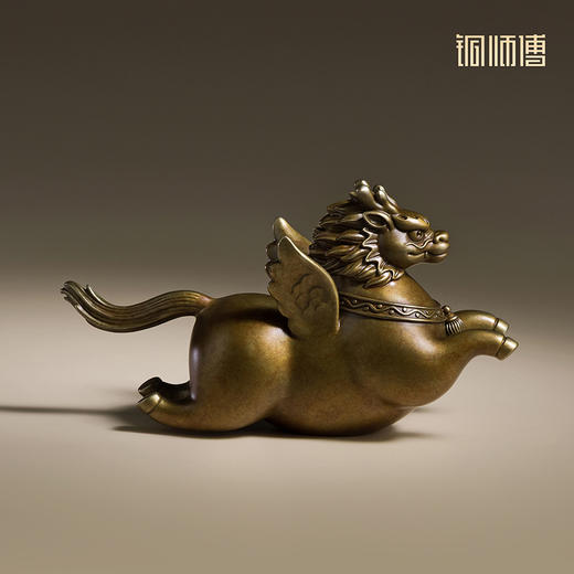 铜师傅《萌版龙马（上新了故宫联名）》客厅桌面生肖马摆件吉祥物 商品图3