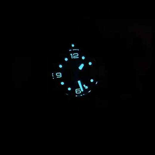 【99新】TITONI 梅花83600C-BL-256天文台认证自动机械机芯日期显示42MM（男款）Seascoper 海洋探索系列碳/陶瓷180426NJ36 商品图13