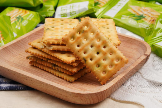 💰19.9拿下80包❗️【香葱苏打饼干】😋真的香到我啦‼️香葱味的苏打饼干，浓浓的香葱味，咸香酥脆💖老少皆宜 商品图6