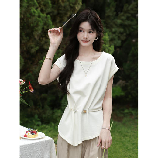 鹿向南「夏木温柔」气质高级感杏色短袖T恤女夏季不规则收腰上衣 商品图2