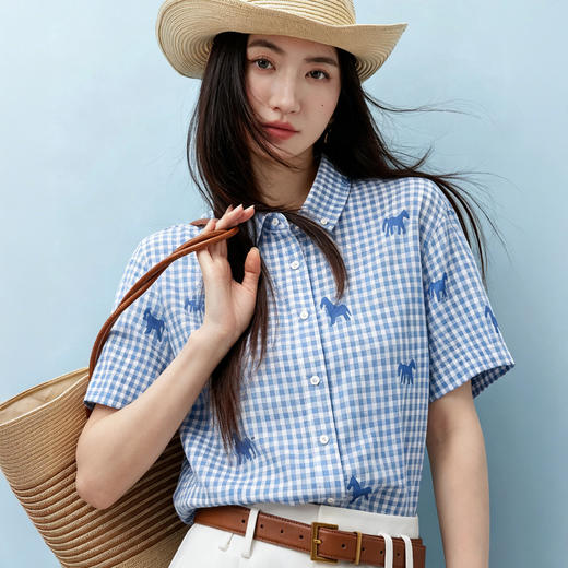 Schenvega情侣小马格子印花短袖衬衣 减龄穿搭 拿捏职场 松弛度假 男女同款 ELXM99-CY669 商品图3