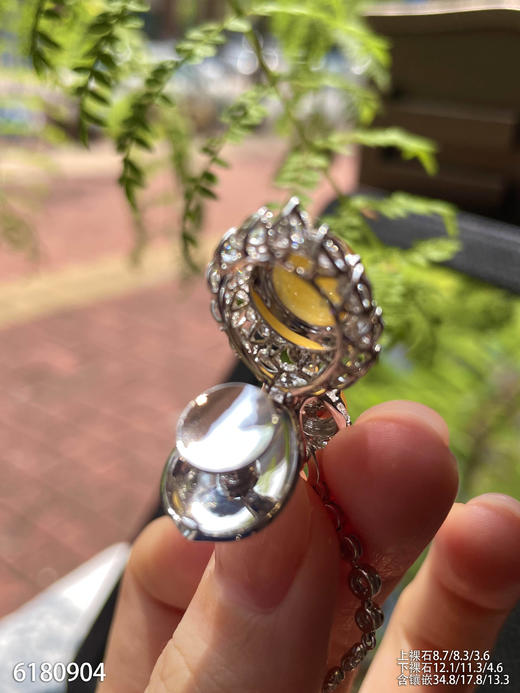 6180904，黄翡蛋面吊坠。具体价格微信咨询 商品图3