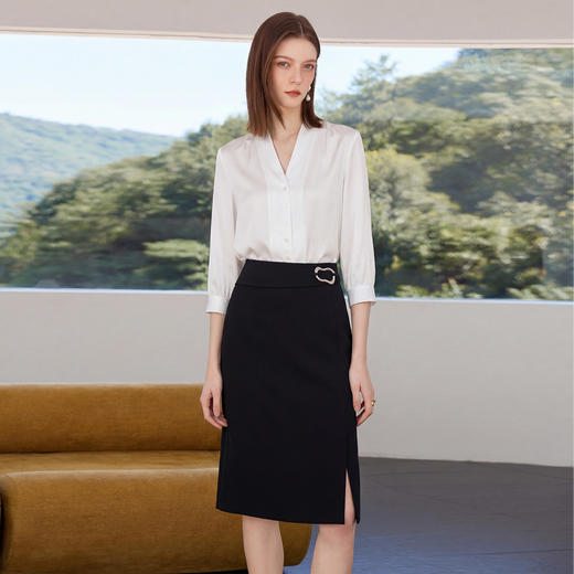 IWY/轻熟通勤风V领白衬衫女五分袖轻奢简约气质感百搭上衣内搭26B978 商品图3