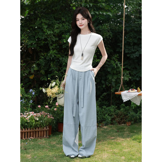 鹿向南「软糯云白」白色T恤女夏季新款小众垂感修身正肩短袖上衣 商品图2