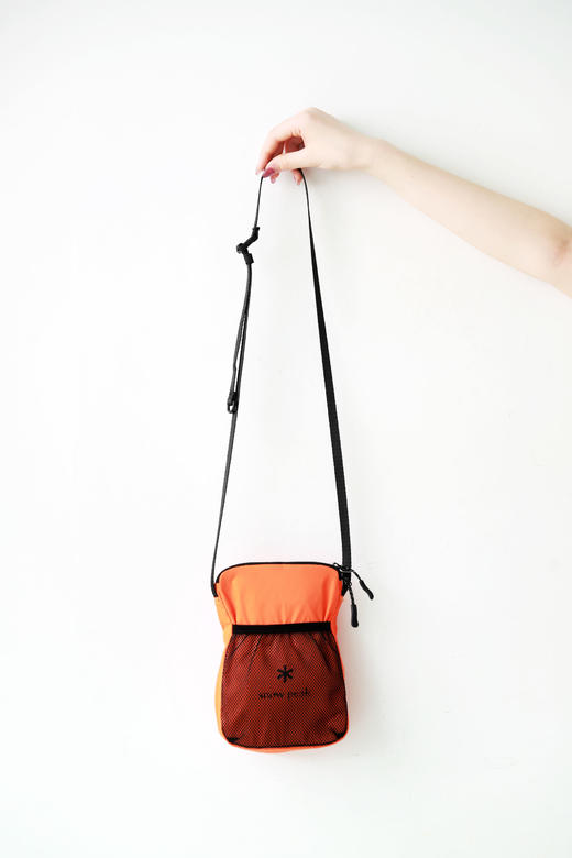 多功能包包，三个颜色一起。户外拉链设计小标斜跨单肩包E042268 商品图4