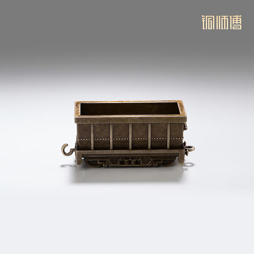 铜师傅 见微系列《蒸汽机车》办公室火车模型铜摆件 家居铜工艺品 商品图3