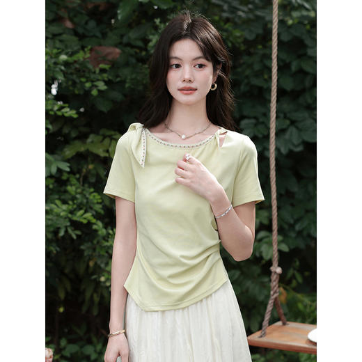鹿向南「薄荷初晴」不规则绿色短袖T恤女夏季显瘦设计感正肩上衣 商品图0