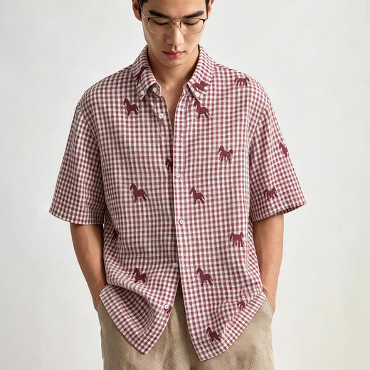 Schenvega情侣小马格子印花短袖衬衣 减龄穿搭 拿捏职场 松弛度假 男女同款 ELXM99-CY669 商品图11