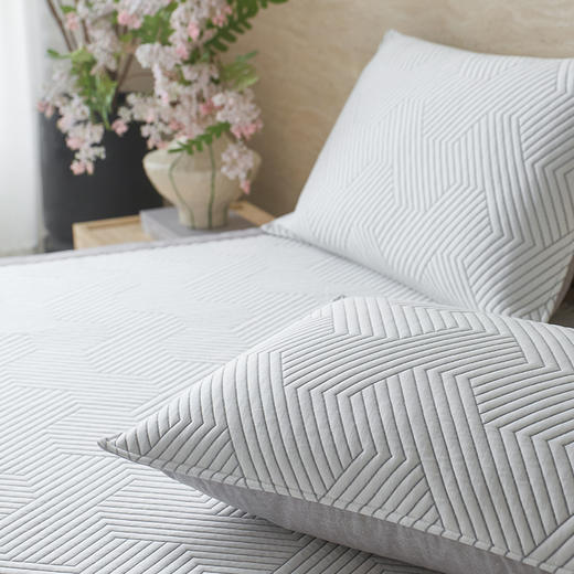 🧊韩系凉席-软 fufu 还自带冰感【 HANKOOL韩酷韩系软凉席三件套】夏天睡它太爽了！不硬、不闷、还超凉快🛏️ 凉而不冰，轻松熟睡一整晚～ 商品图5