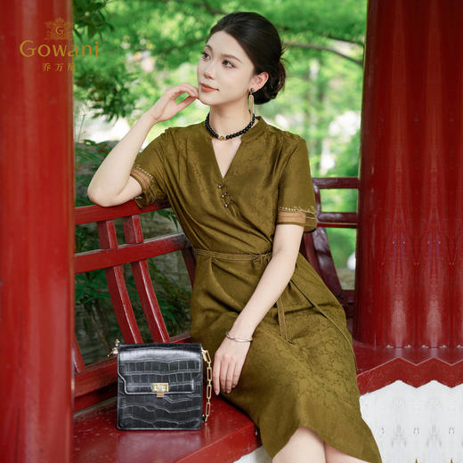 乔万尼商场同款2026夏新品100%桑蚕丝连衣裙中长款裙子EK2E165 商品图1