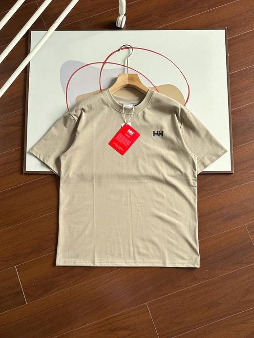 海丽汉森 微宽松落肩版型款！ 210克重磅棉感，72%棉+21%聚酯纤维+7%氨纶 商品图4