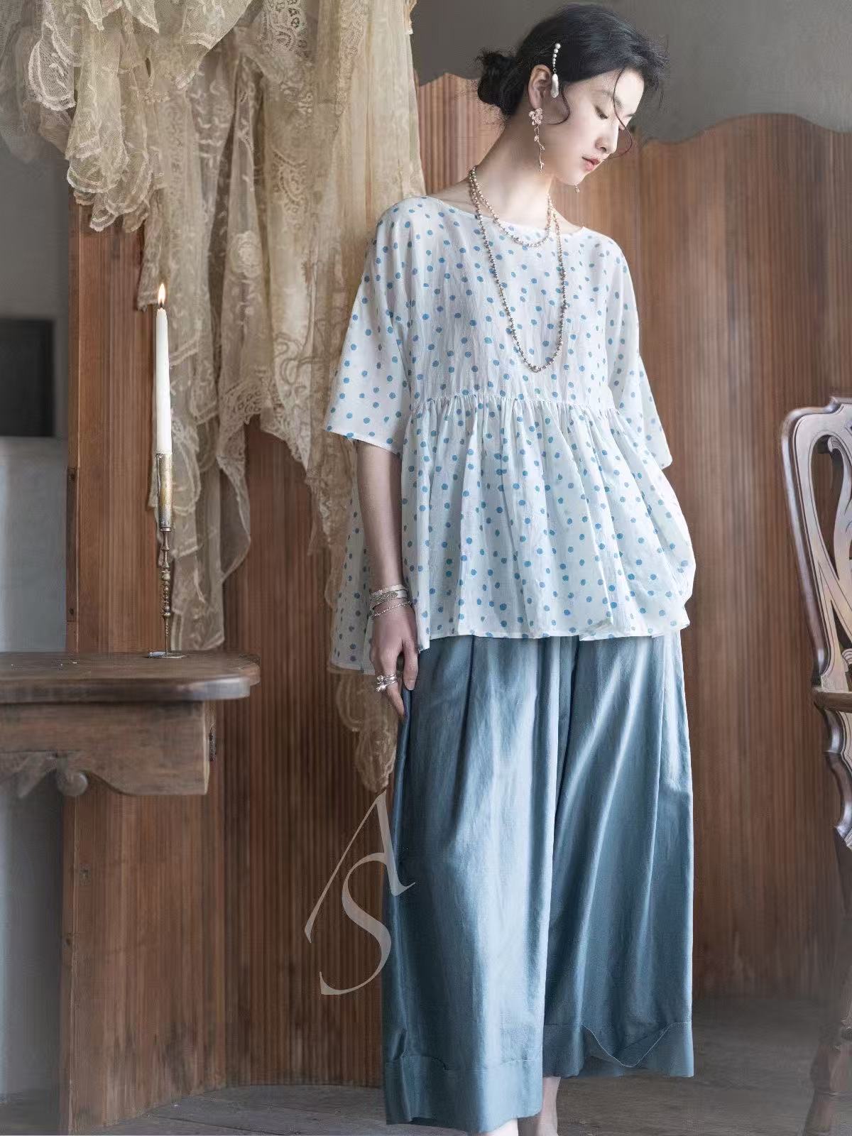 Maku 26SS 白蓝波点手织丝棉打褶上衣